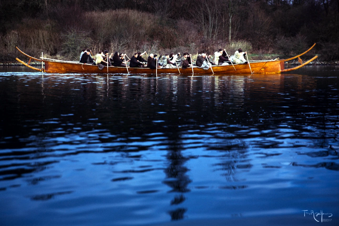 we called our reconstruction the Hjortspring boat.<br>Photo: Thomas Roger Henrichsen, DR.